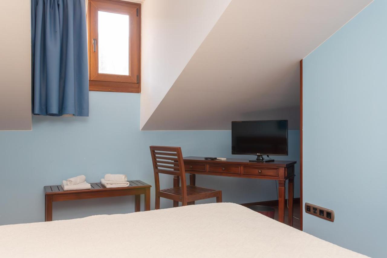 Hotel Bufon De Arenillas Vidiago Exteriör bild